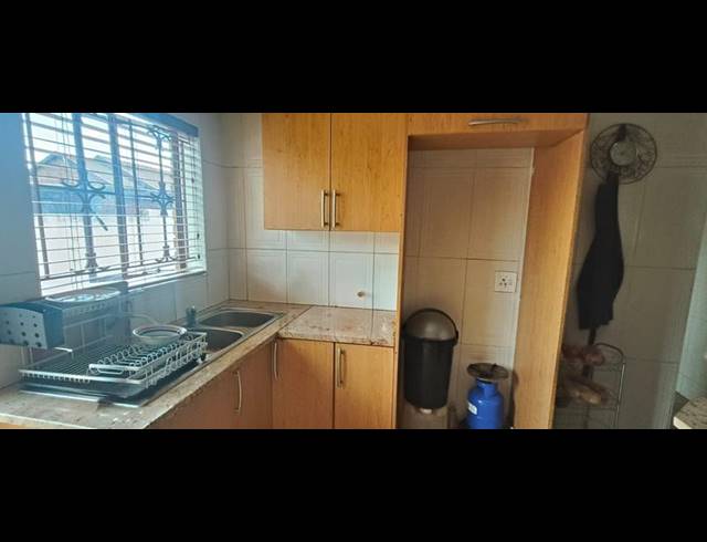 3 BEDROOM HOUSE FOR SALE IN PHILIP NEL PARK